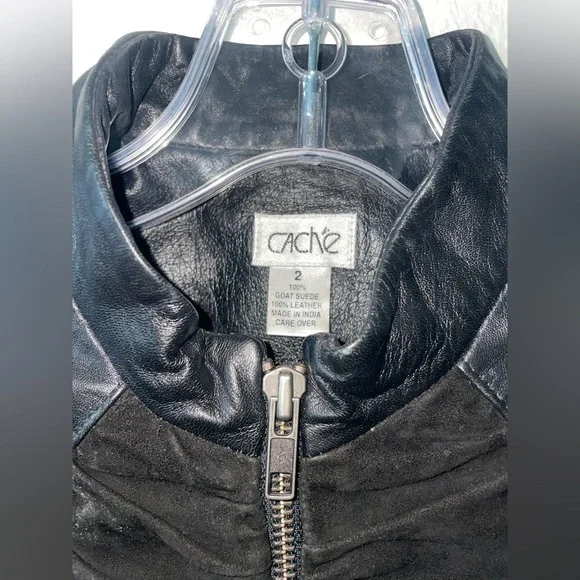 Cache vintage black goat suede and leather zip up crop jacket - Picture 2 of 3
